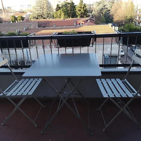 Large Bright - Strategic Location Apartman